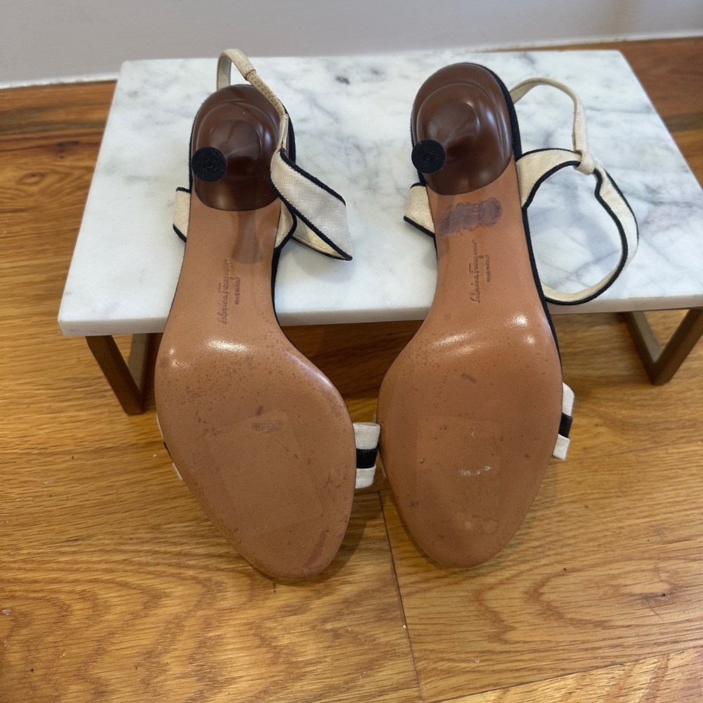 Salvatore Ferragamo Cream & Navy Strappy Heels - Picture 7 of 7